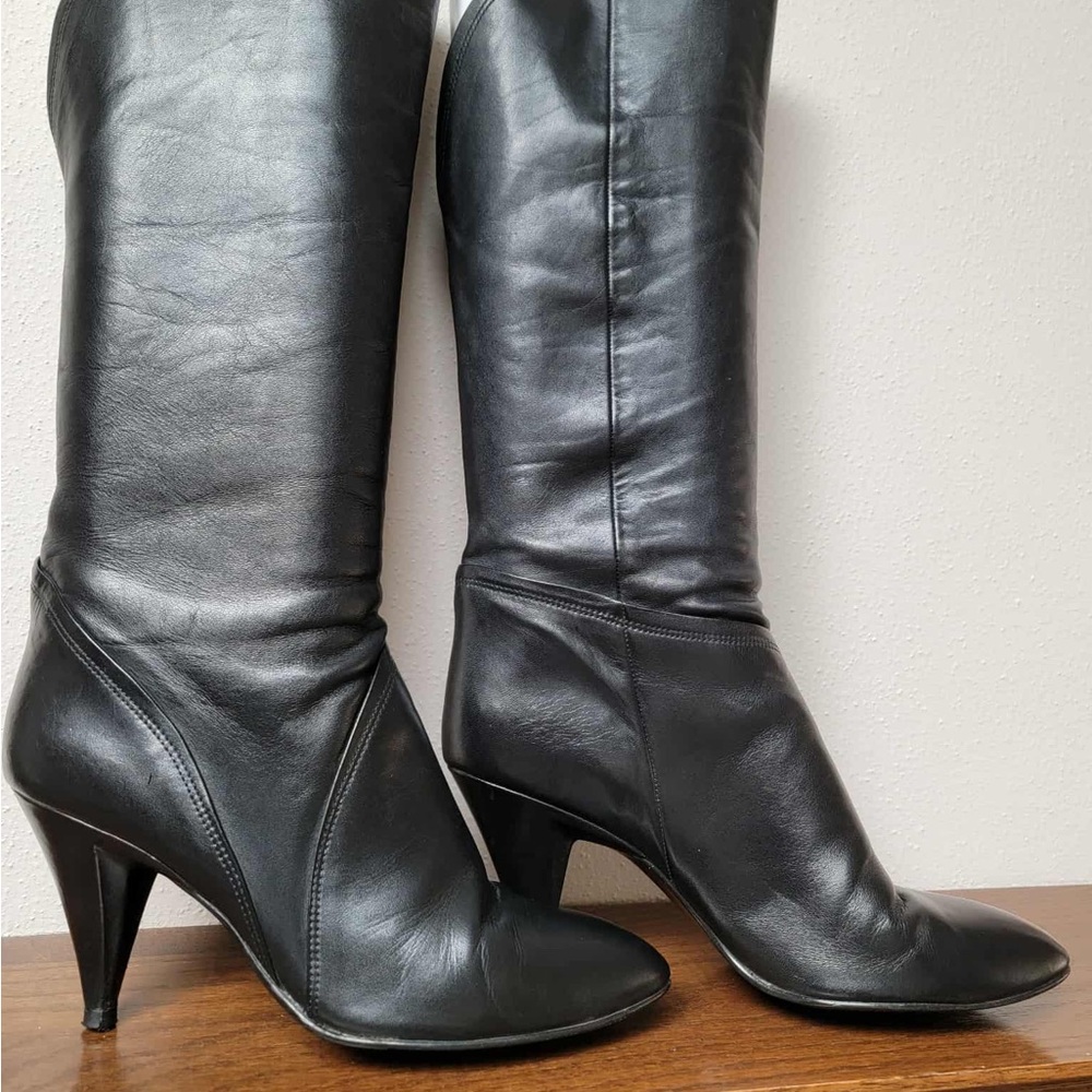 Gloria Vanderbilt Black Heeled Boots